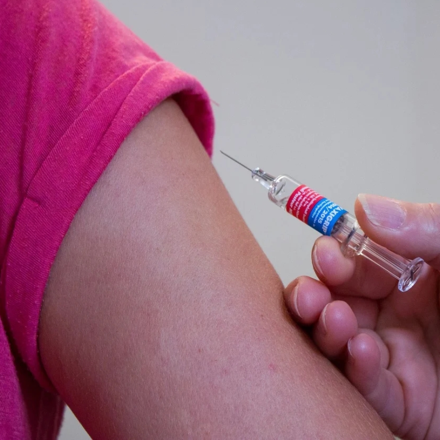 抢不到九价HPV疫苗让我陷入“26岁焦虑”，专家：今年内有望放宽年龄限制