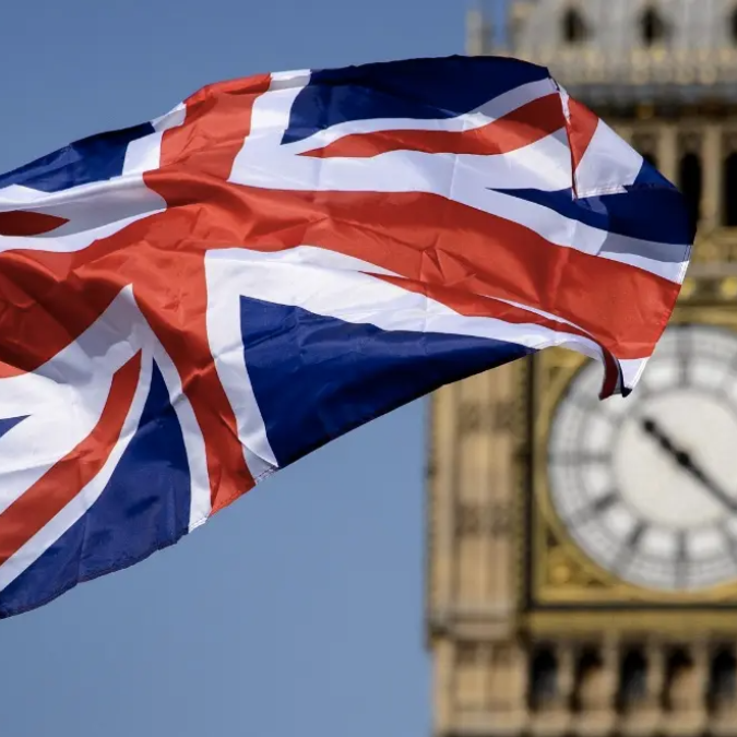 英国政府宣布减税等经济刺激措施