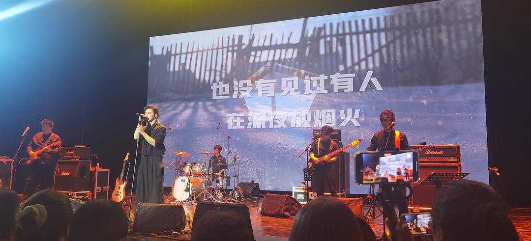 柳爽.jpg