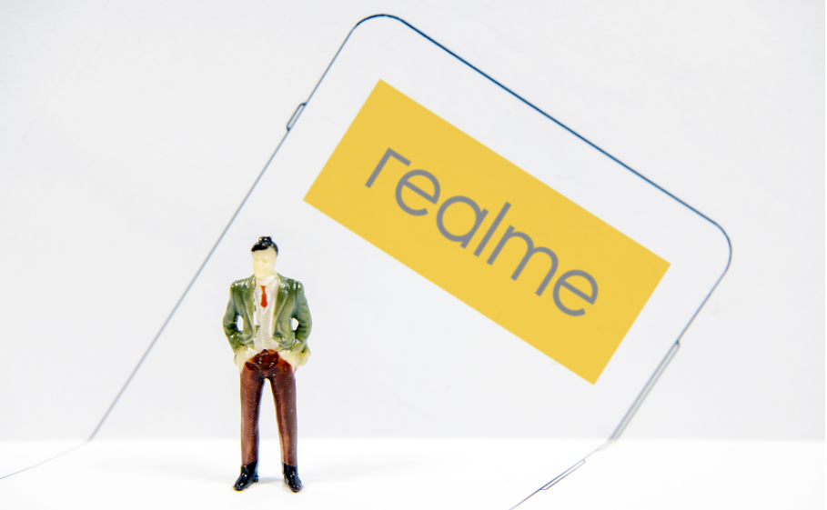 realme.png