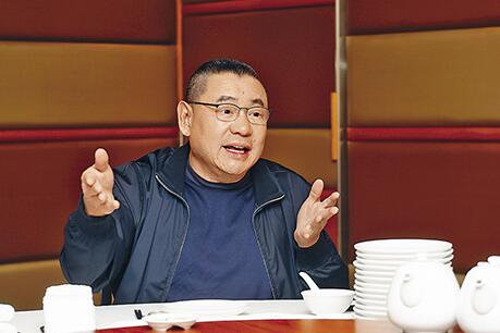 刘銮雄.jpg